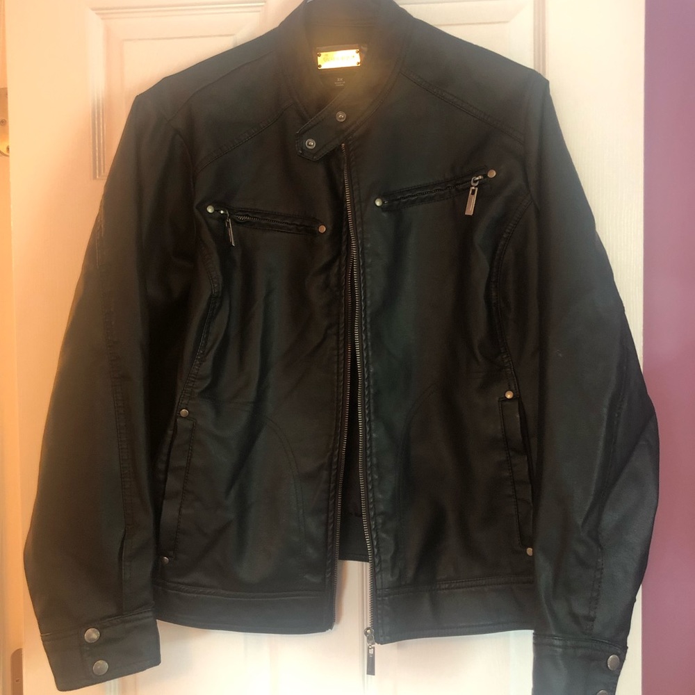 NWOT 3X black faux leather jacket!!! NEVER WORN!
